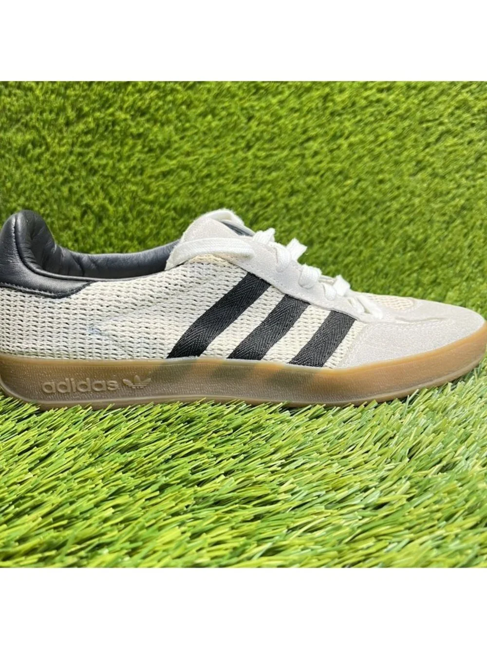 Adidas Gazelle Mens Size 6.5 Beige Black Gum Athletic Walking Shoes Sneakers